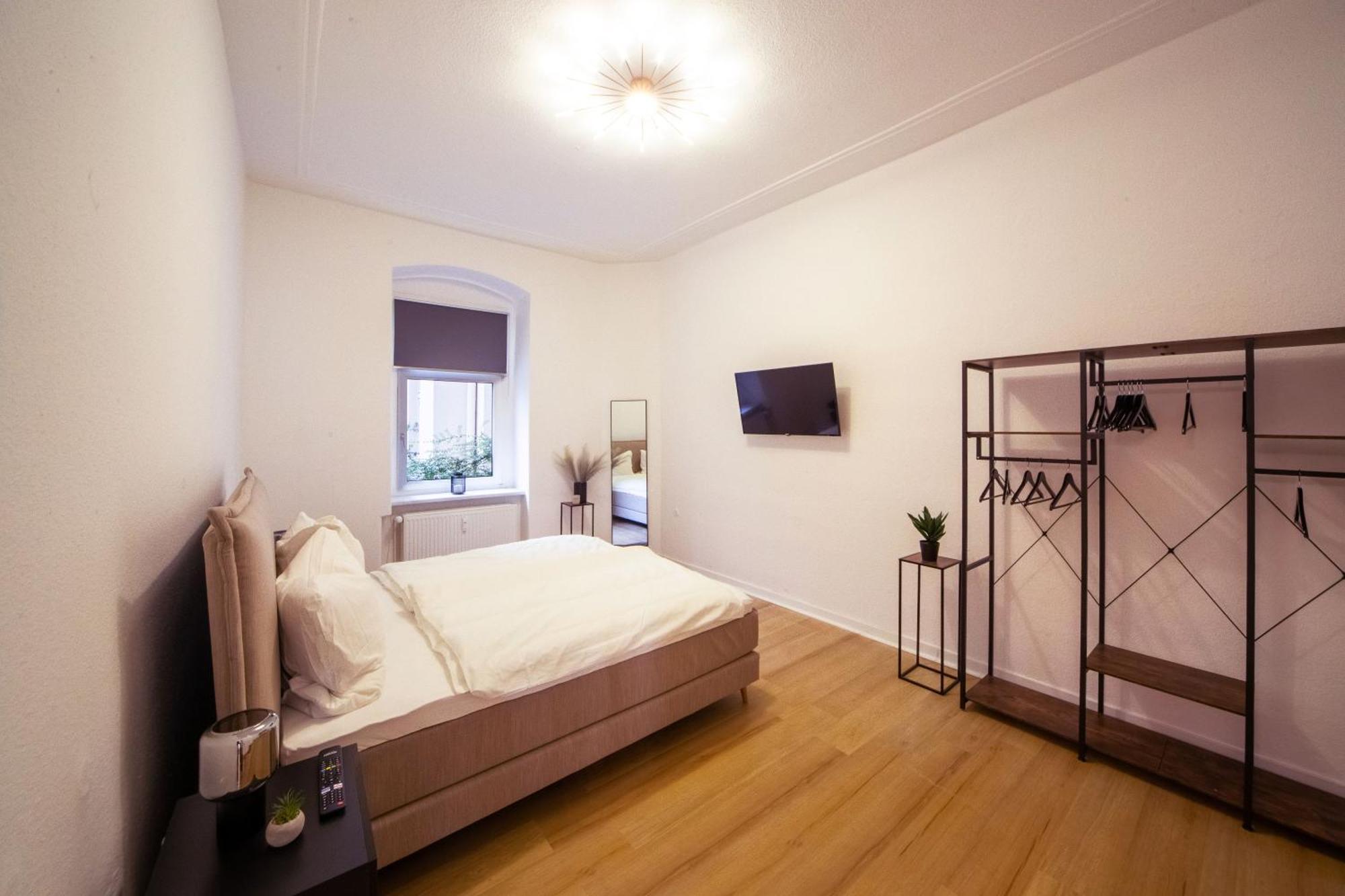 Апартаменти Massagesessel, King-Sized Bed, Billardtisch, 2 Couches Берлін Екстер'єр фото