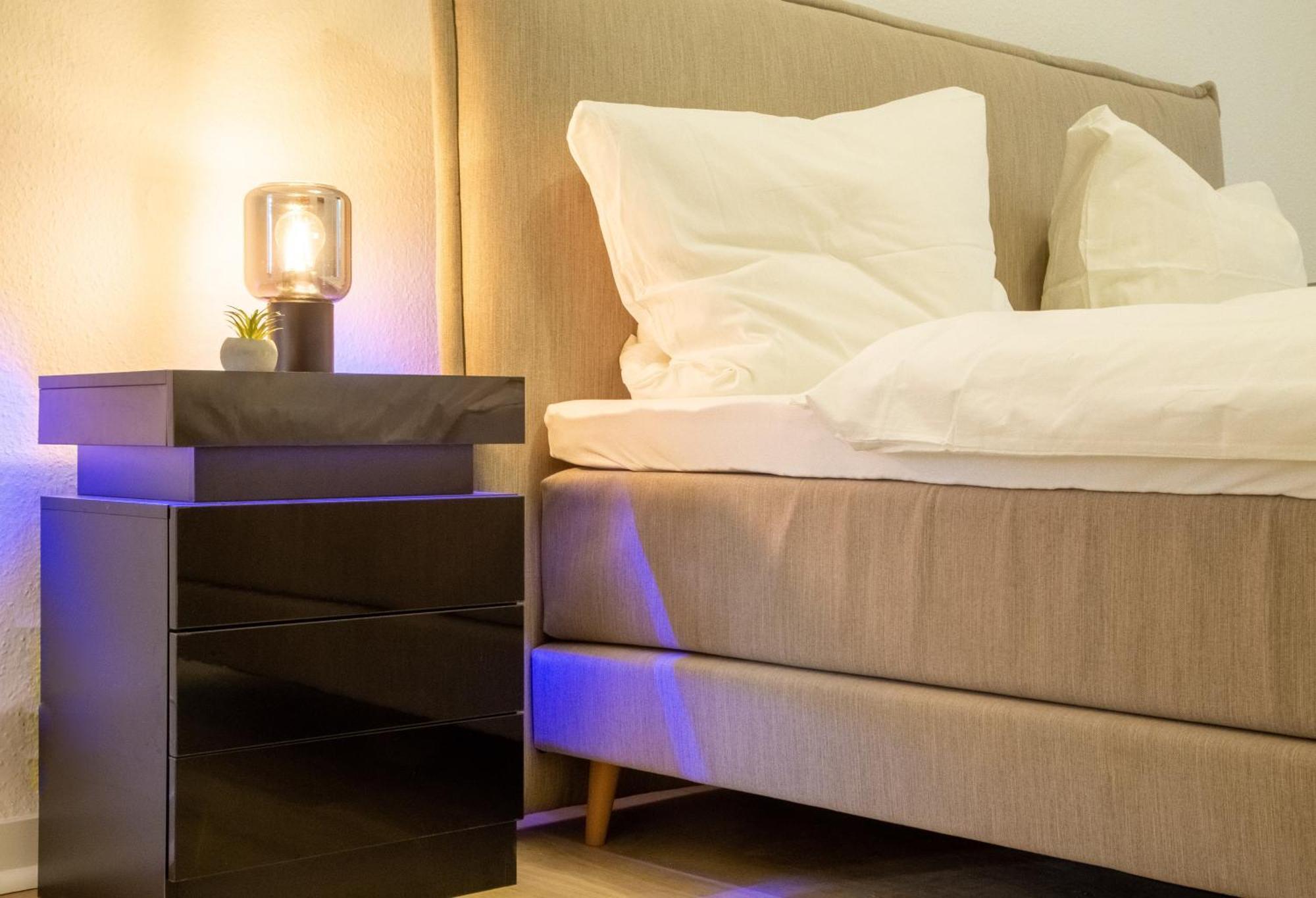 Апартаменти Massagesessel, King-Sized Bed, Billardtisch, 2 Couches Берлін Екстер'єр фото